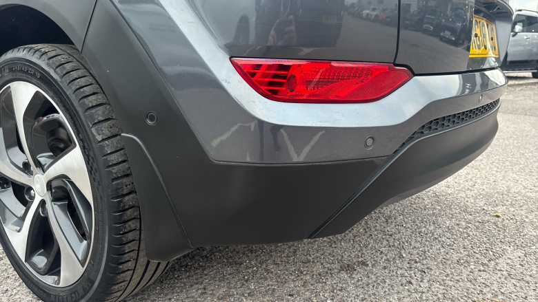 Hyundai Tucson 1.7 CRDi Blue Drive Premium SE 5dr 2WD DCT Diesel Estate